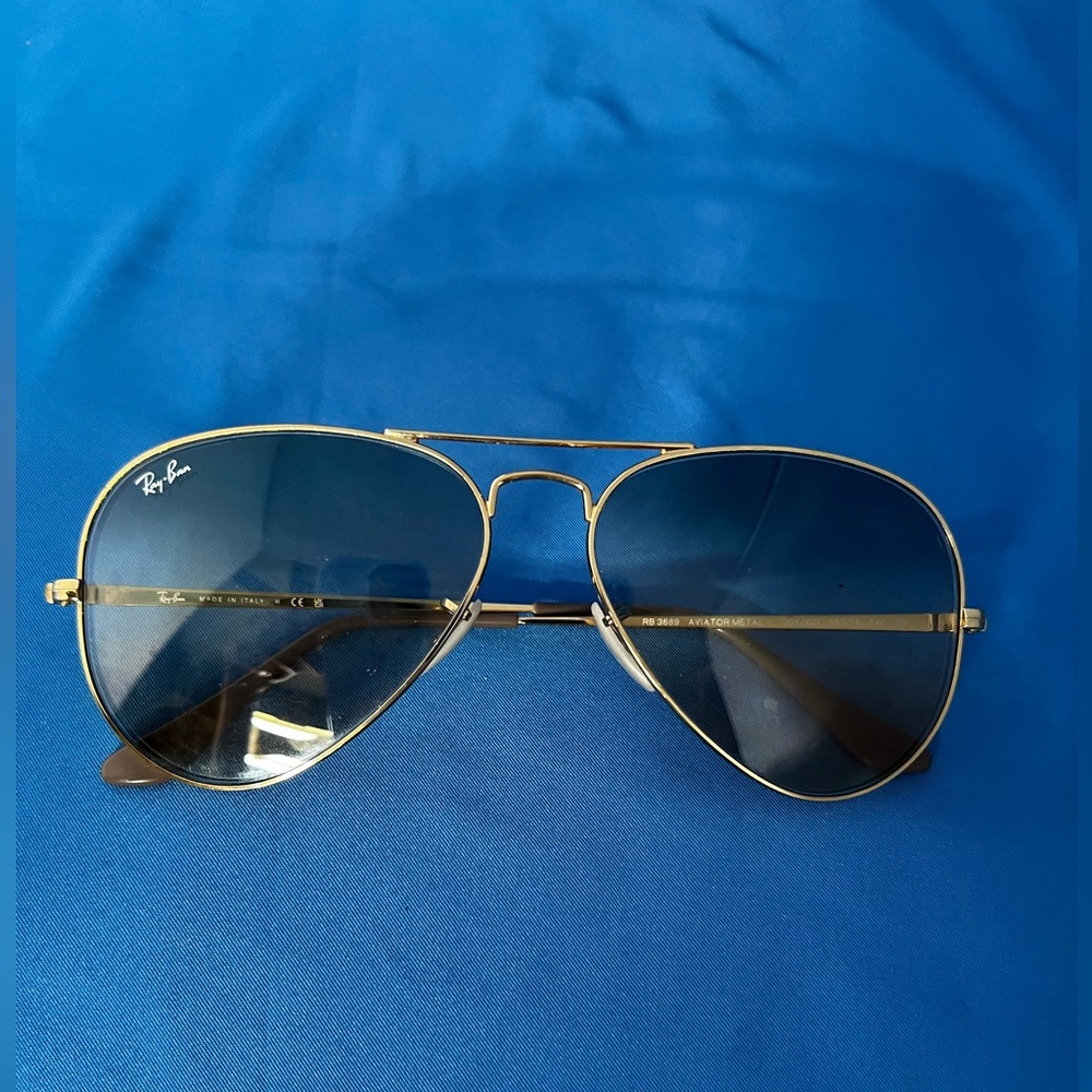 Ray-Ban Gold and Black Aviator Sunglasses